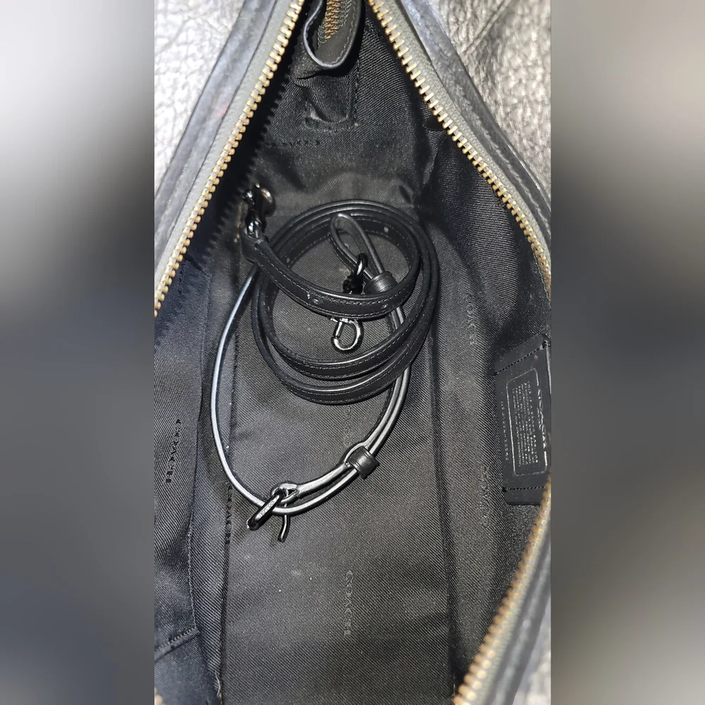 Coach Dreamer Black Textured Shoulder Bag - Picture 4 of 10